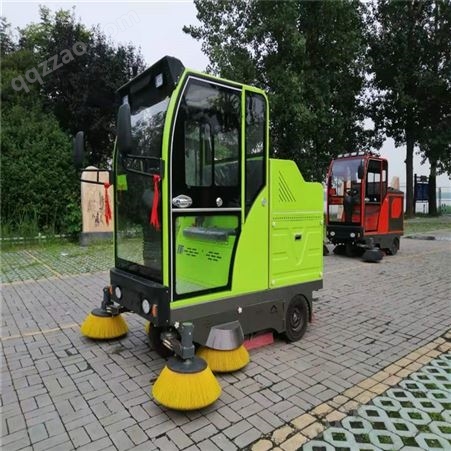 厂区电动扫路车 小型新能源扫地车 宏园 驾驶室式扫地机