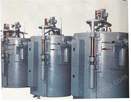 新型蒸汽发黑炉 气加热炉 发篮炉 热处理设备在量用于工业五金零