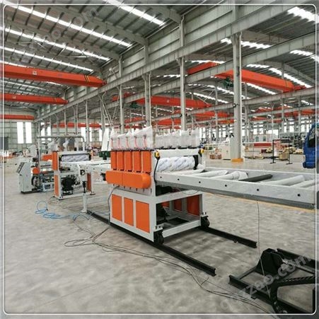 新型建筑模板设备生产线