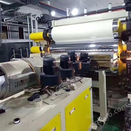 金韦尔机械硬质PVC透明片材生产线