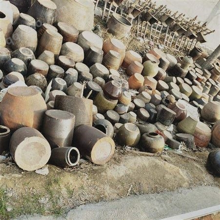 老式风车 民俗坛坛罐罐 老石槽石雕 市场供应
