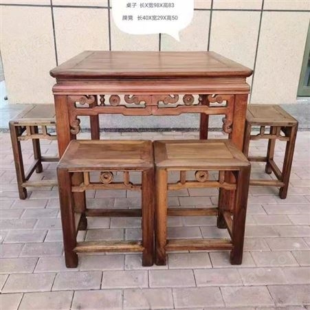 上海老红木餐桌回收，红木家具收购-免费上门估价