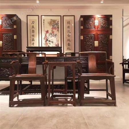 黄浦区旧红木家具收购，客厅红木餐桌回收，价格高，上门快